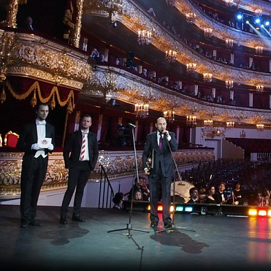 Onegin cleans up at the Golden Masks